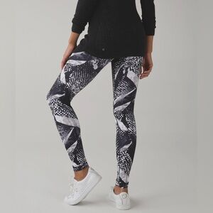 Lululemon Wunder Under Pant III Full-On Luon Static Mist White Black Leggings 4
